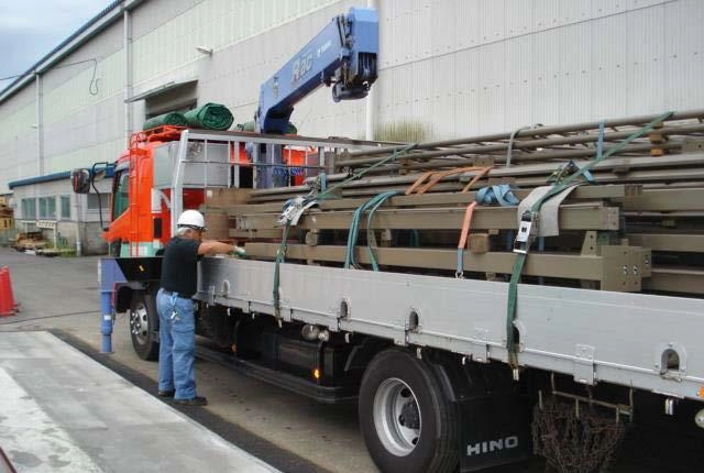 ラッシングベルト使用イメージ